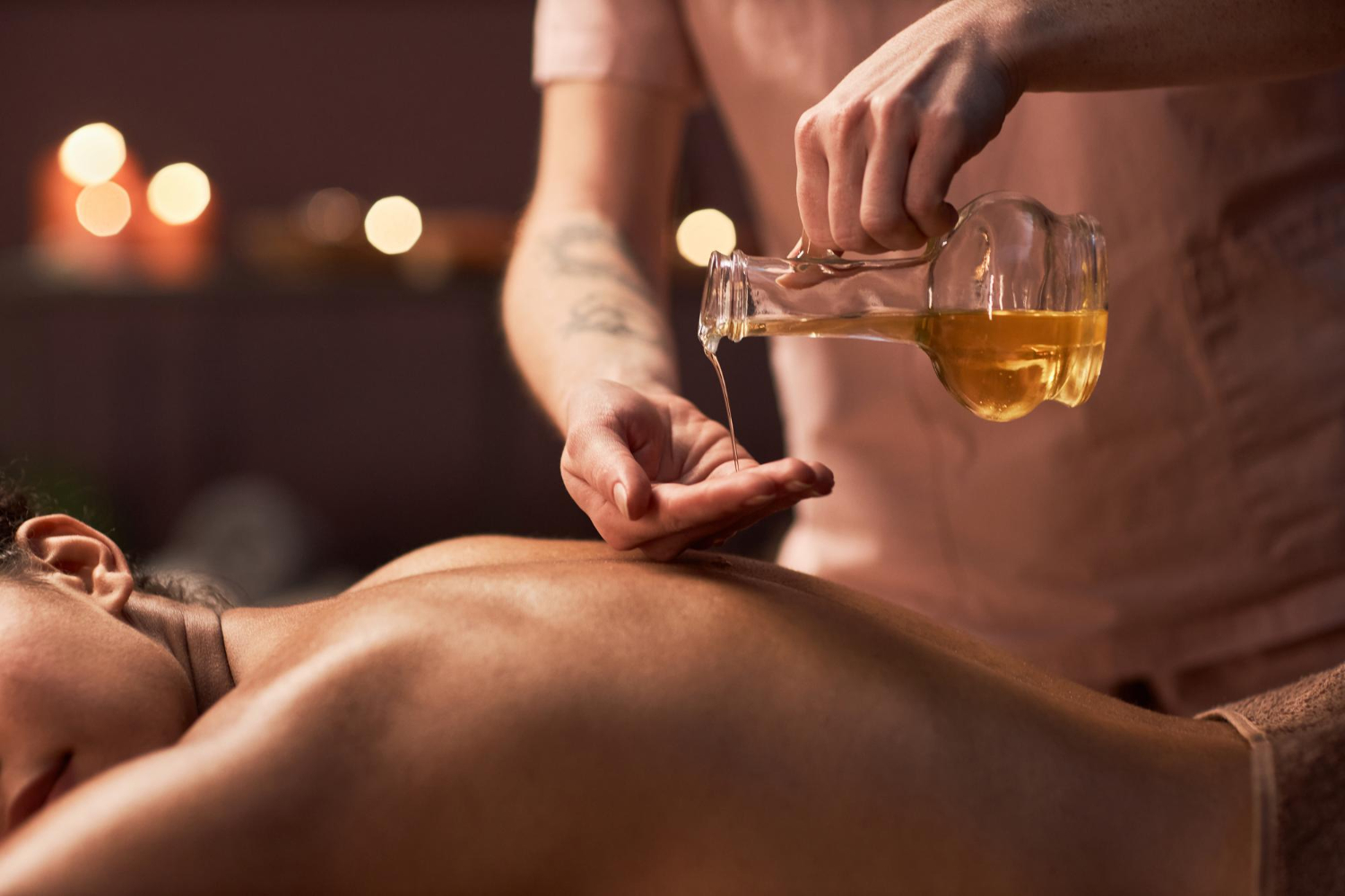 Why Abhyanga Is Everyone’s Favorite Ayurvedic Therapy